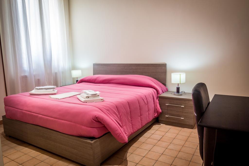 San Pietro'S Home Рим Экстерьер фото